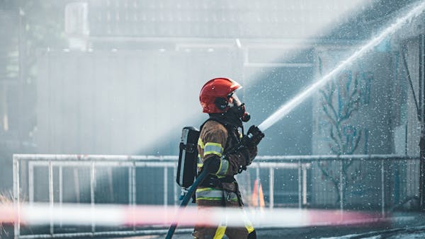 北京平谷消防志愿服务活动：养老院安全与关怀并重
