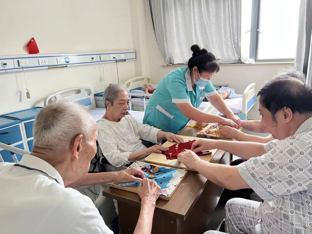 家门口养老机构试住满月，老年人体验后反响热烈