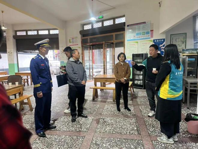 康寿福养老院消防双重预防机制接受市消防救援局与民政局联合审查