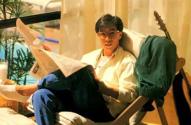 从乐坛巨星到养老院创作家：蔡国权的坎坷人生