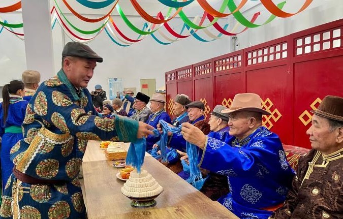 牧民养老院里的别样新春，满是幸福年味！