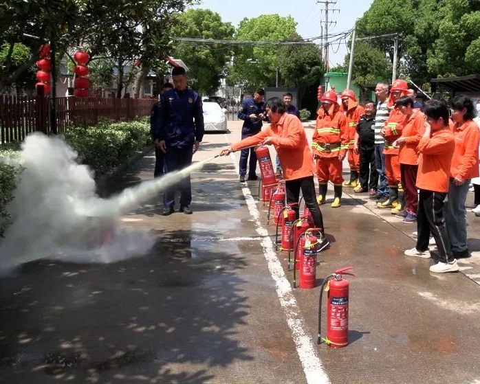青浦养老院消防演练：守护 &ldquo;夕阳红&rdquo;，筑牢安全线