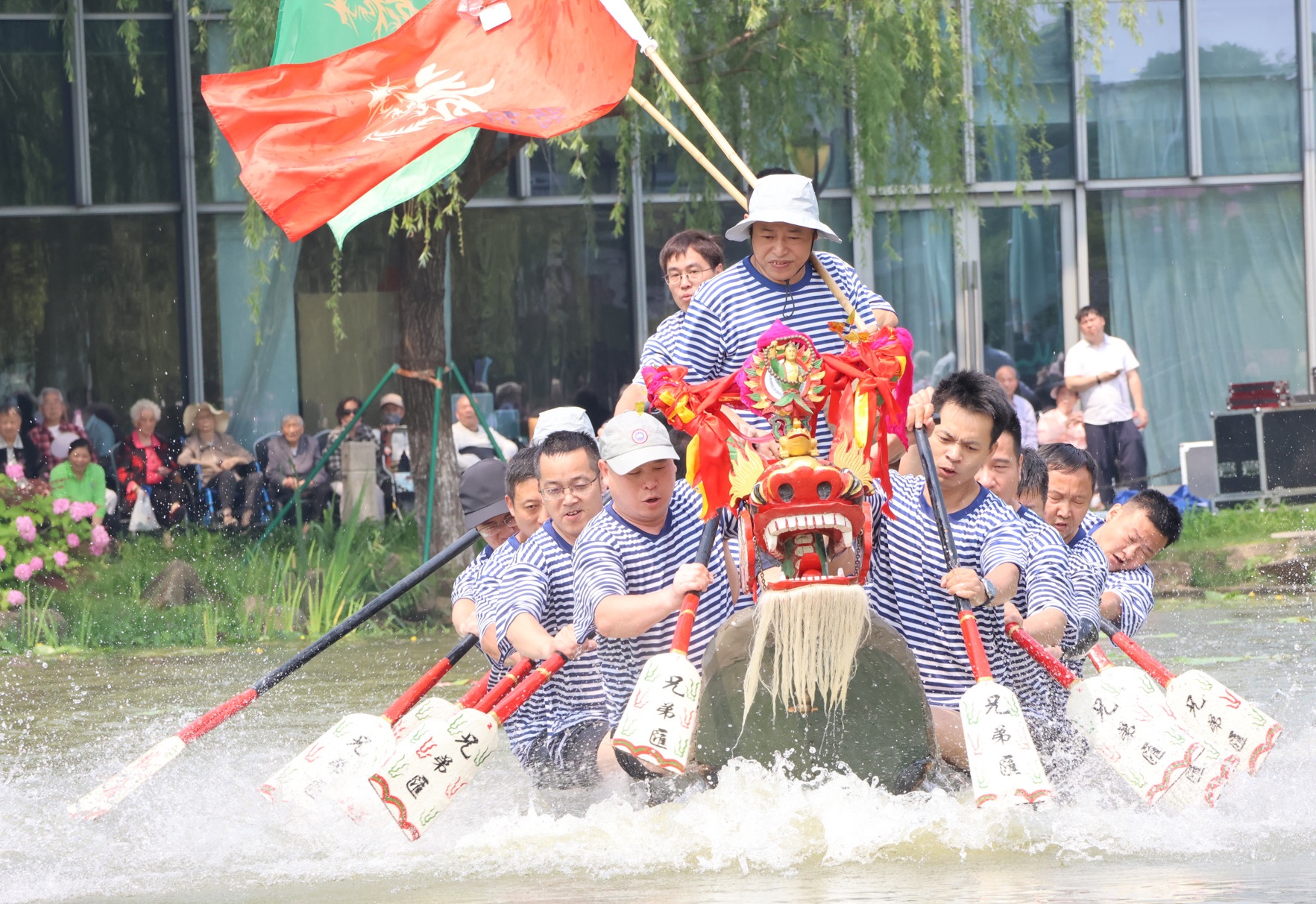 当传统端午邂逅智能养老：杭州这家福利院解锁 “潮酷” 过节新姿势